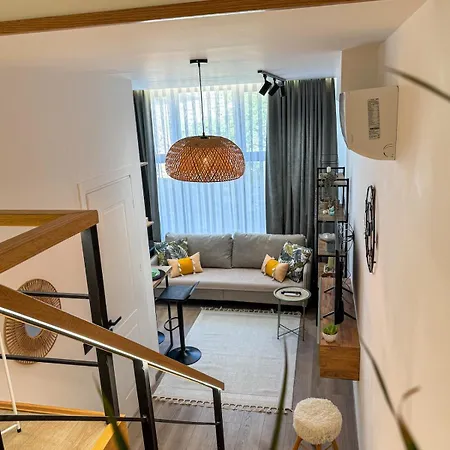 Vila51 Tropical Deluxe Apartment Sarande